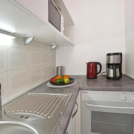 Gloria Apartment