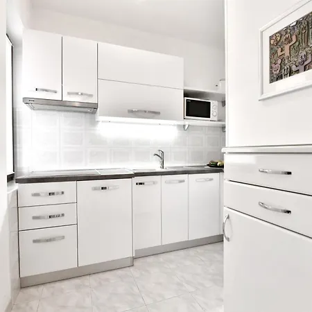 Apartment Gloria *