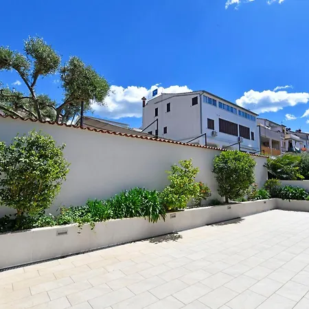 Gloria Apartment Vrsar